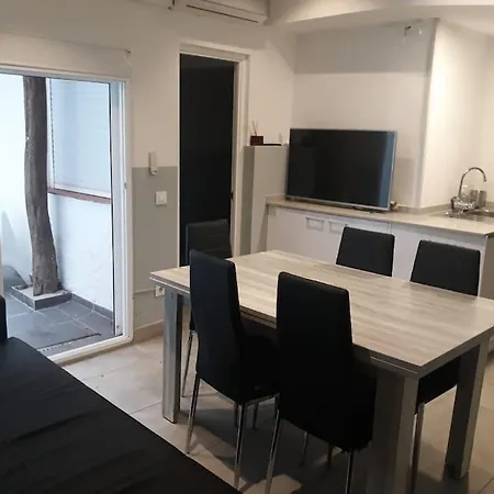 Cozy Apartment With Terrace Ariqus City L'Hospitalet de Llobregat Exterior photo